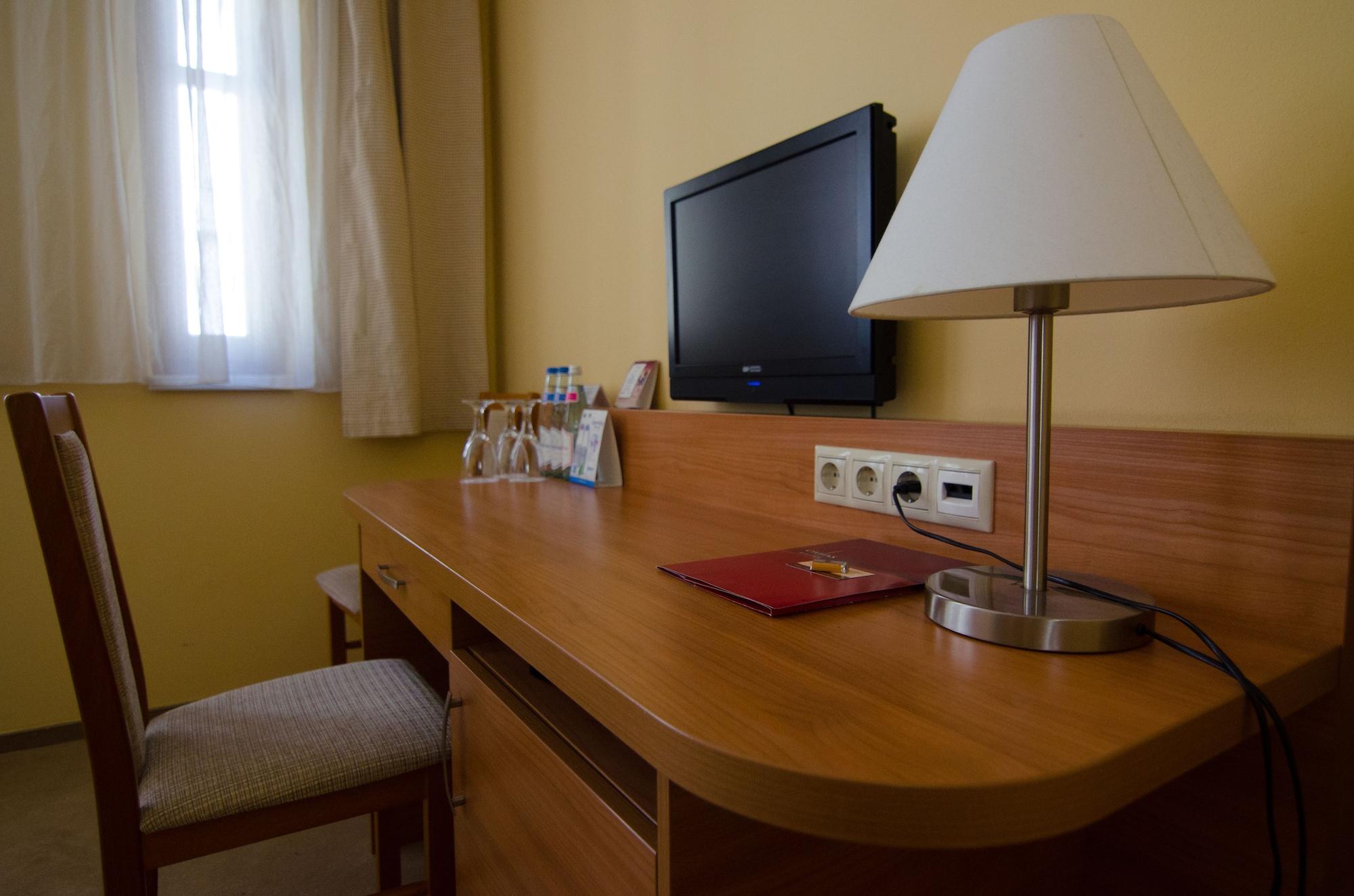 Hotel Civitas Σόπρον Εξωτερικό φωτογραφία