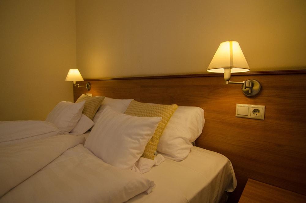 Hotel Civitas Σόπρον Εξωτερικό φωτογραφία