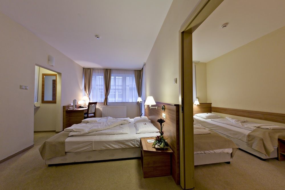 Hotel Civitas Σόπρον Εξωτερικό φωτογραφία